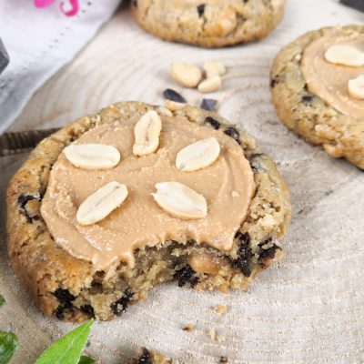 Cookies aux cacahuètes et beurre de cacahuètes et pépites de chocolat noir